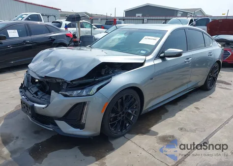 2023 Cadillac Ct5 Sport z USA, uszkodzony, nr VIN 1G6DP5RK7P0113696